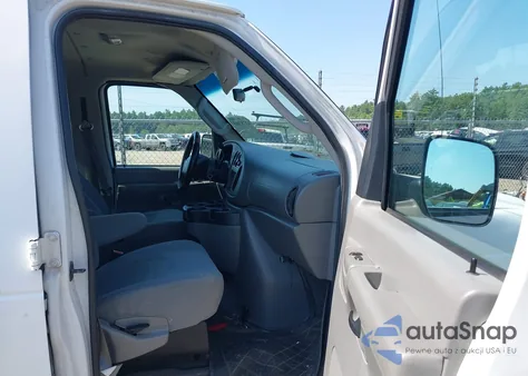 2008 Ford E-350 Super Duty Xl/Xlt z USA, uszkodzony, nr VIN 1FBSS31L98DB37685